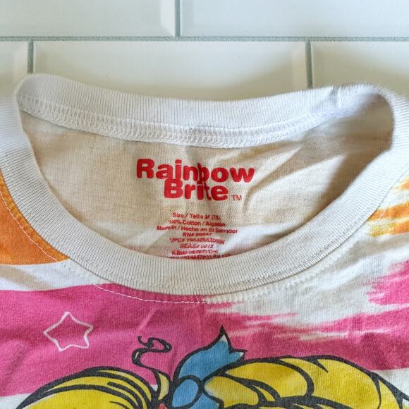 Rainbow Brite 2012 T-Shirt Size Medium Vintage Girls - Picture 4 of 5